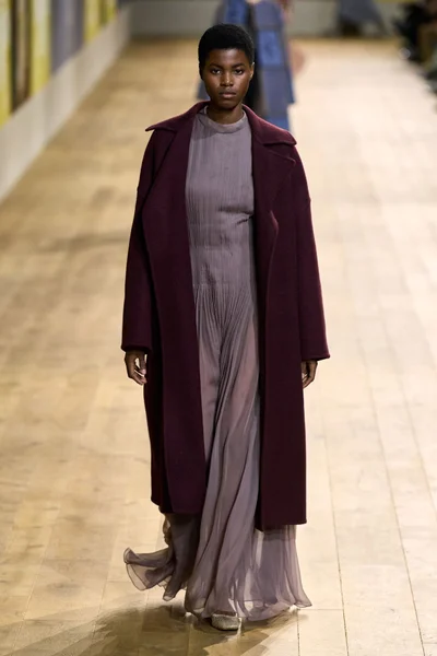 Look 45